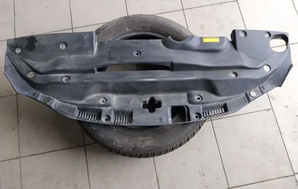 Lexus IS 220D-250-350 Radiator trim 5329553020