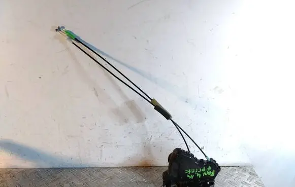 Toyota RAV 4 (XA40) Front door lock A046693