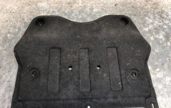 Ford Kuga II Gearbox bottom protection CV616E049AE