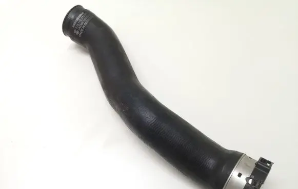 Porsche Panamera (970) Intercooler hose/pipe 97011017371
