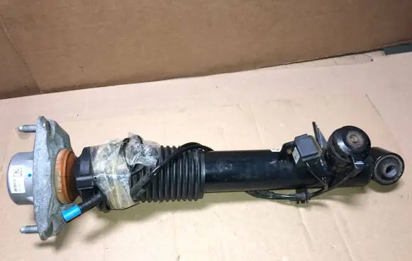 BMW X5 F15 Rear shock absorber/damper 6867867