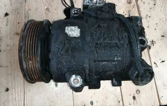 Skoda Fabia Mk1 (6Y) Air conditioning (A/C) compressor (pump) 6Q0820803G