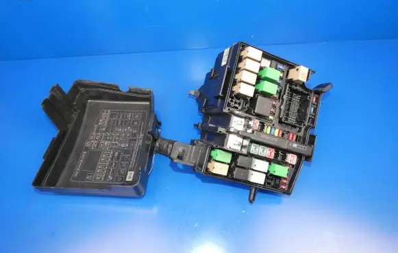 KIA Optima Fuse box set 912312T990 01000001T110