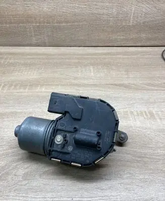 Volkswagen Touran I Wiper motor 1T0955119C 0390241785
