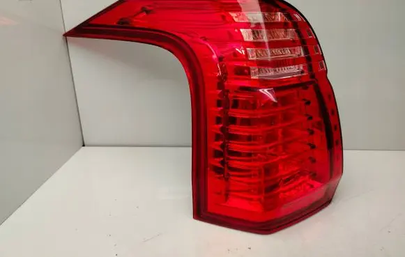 Peugeot 5008 Rear/tail lights 