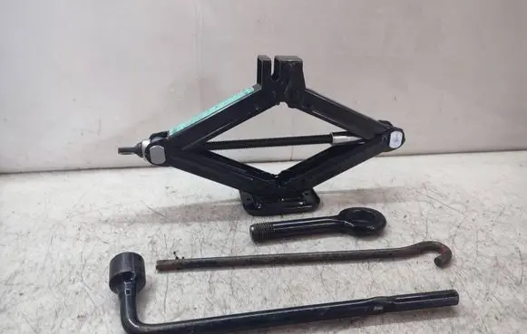 KIA Ceed Tool set