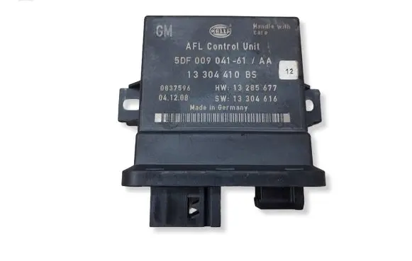 Opel Insignia A Light module LCM 13304410
