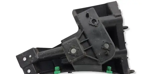 Volvo V60 Front bumper mounting bracket 31323833