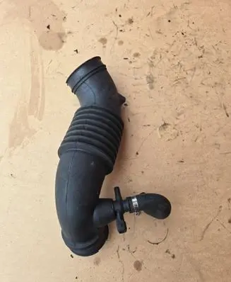 Volvo S70 V70 V70 XC Air intake hose/pipe 9183897