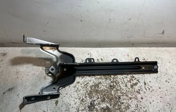 Opel Grandland X Radiator support slam panel bracket