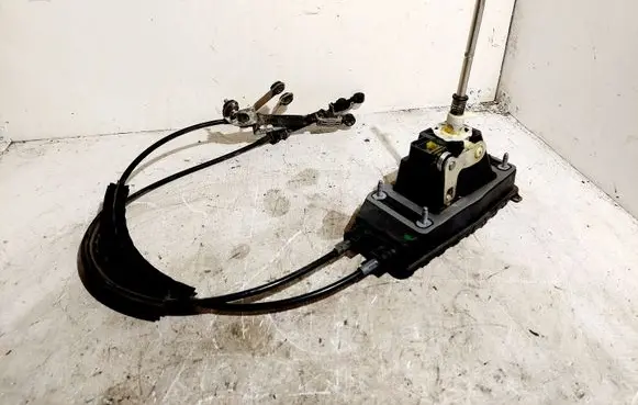 Volkswagen Fox Gear shifter/selector 5Z0711090