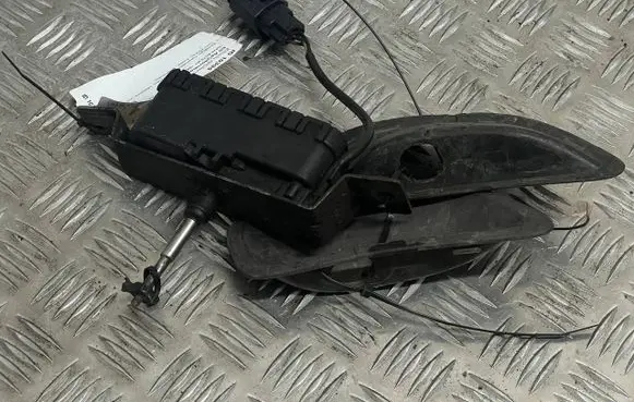 Volvo XC70 Headlight washer spray nozzle 9484560 9484407