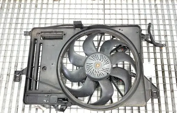 Ford Focus Fan set CV618C607VB