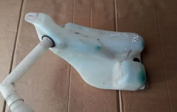 Renault Scenic III - Grand scenic III Windshield washer fluid reservoir/tank 289100014R 289100033R