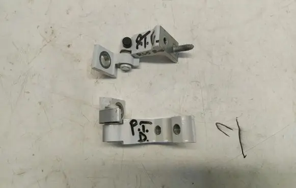 Audi RS5 Rear door hinge set AUDRS510028