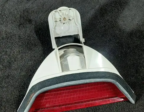 BMW 5 E39 Third/center stoplight 999821