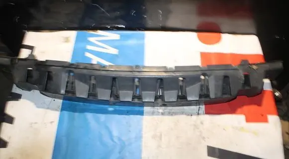 Volvo XC70 Front bumper cross member 30678674