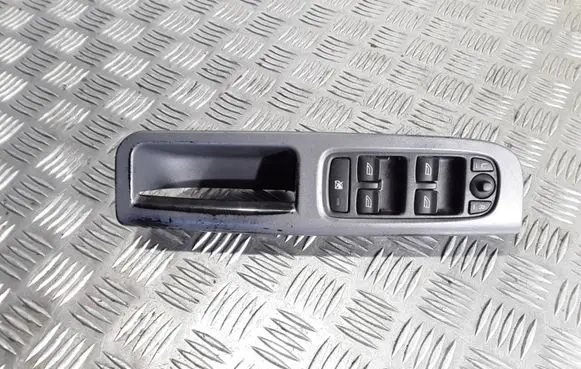 Volvo V50 Electric window control switch 30773427