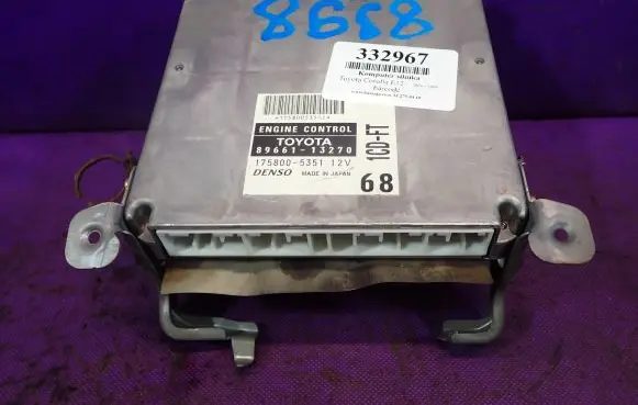 Toyota Corolla E120 E130 Engine control unit/module ECU 1758005351
