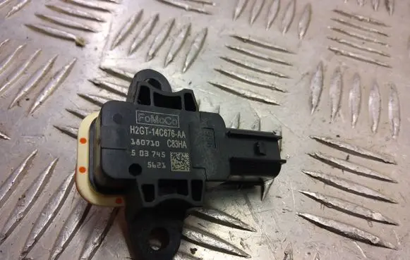 Ford Kuga II Airbag deployment crash/impact sensor h2gt14c676aa