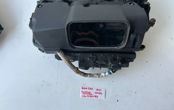 BMW 5 E60 E61 Rocker cam cover 22469970