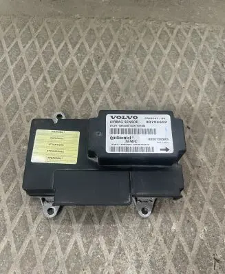 Volvo V50 Airbag control unit/module 30724652 00001393B3 F4V4M10AZG9