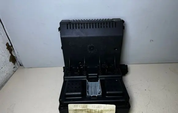 Volvo V70 Comfort/convenience module 30682981 12216069 04W244