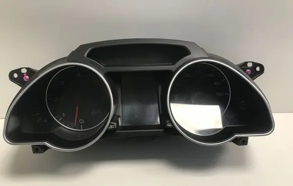 Audi A5 8T 8F Speedometer (instrument cluster) 8T0920981K