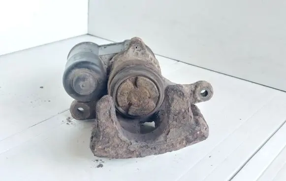 Audi A6 S6 C6 4F Rear brake caliper