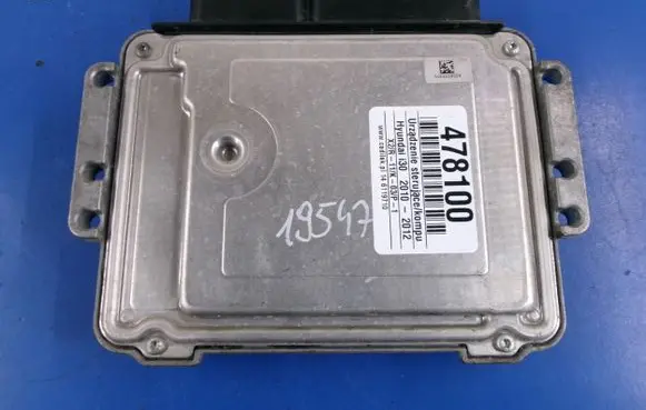 Hyundai i30 Engine control unit/module ECU 39114-2A412