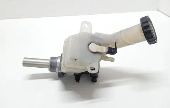 Mitsubishi Outlander Master brake cylinder 03350890011