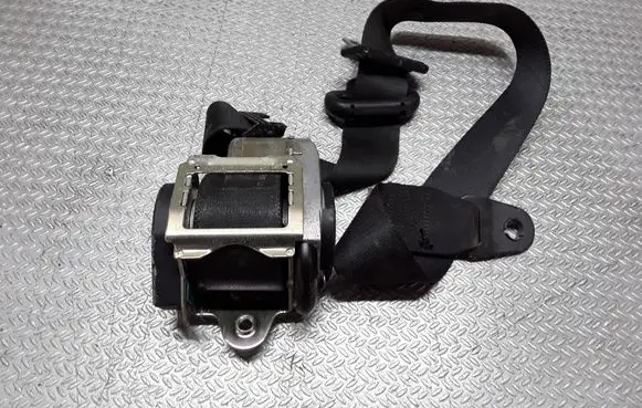 Ford Focus Front seatbelt 1M51F61295BA