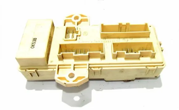 KIA Carnival Fuse module 0K53B66730