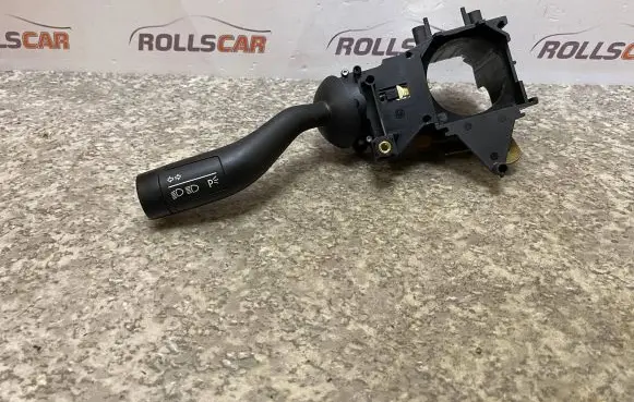 Volkswagen Touareg I Indicator stalk 3D0953513