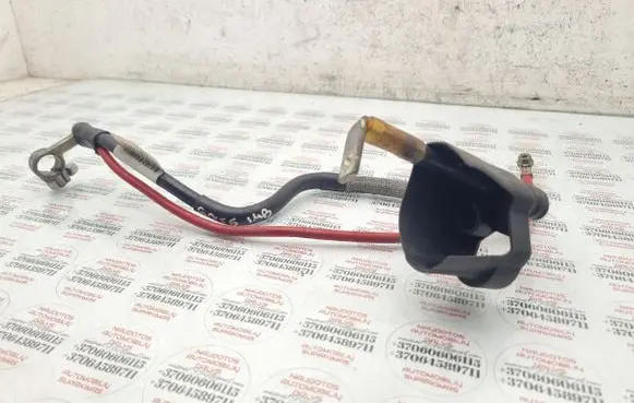 Volkswagen Golf V Positive cable (battery) 1K0971228L