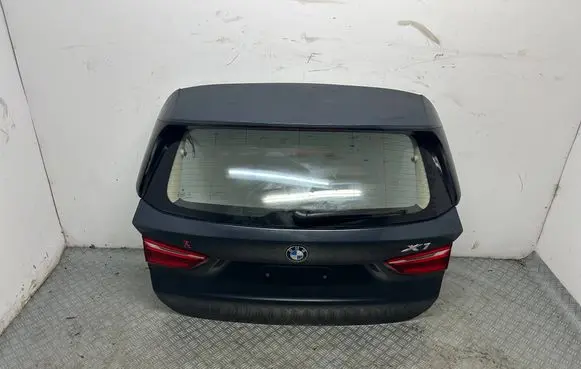 Tailgate/trunk/boot lid
