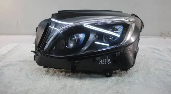 Mercedes-Benz GLC C253 Headlight/headlamp A2539064501