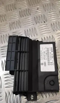 Audi A6 S6 C6 4F Comfort/convenience module 4f0907280