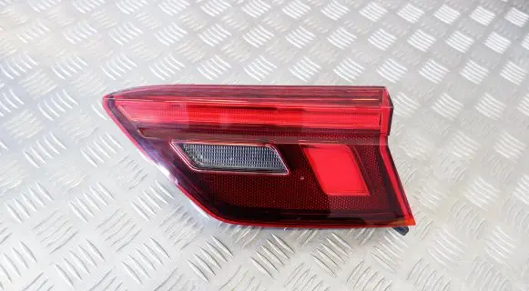 Volkswagen Tiguan Tailgate rear/tail lights 5NA945094G