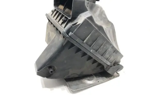Audi A4 S4 B6 8E 8H Air filter box 038133835G
