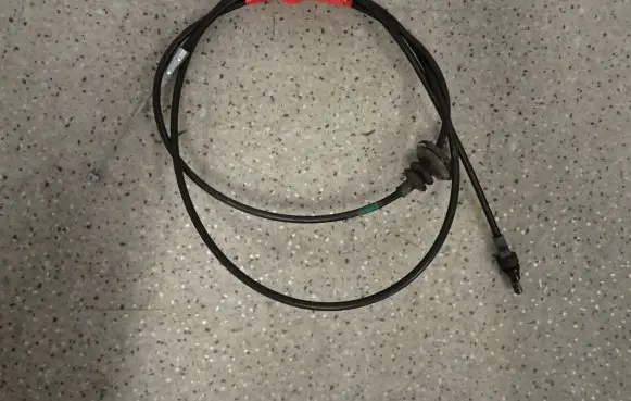 Nissan Note (E12) Engine bonnet/hood lock release cable 