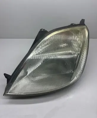 Ford Fiesta Headlight/headlamp 1320349
