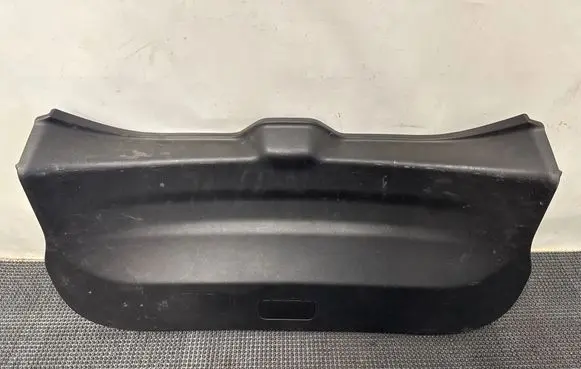 Nissan X-Trail T32 Tailgate trim 909004CE1A