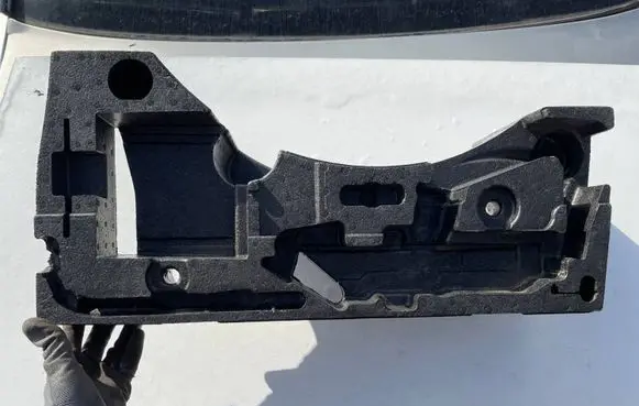 Volkswagen PASSAT B7 Tool box 3C5012115D