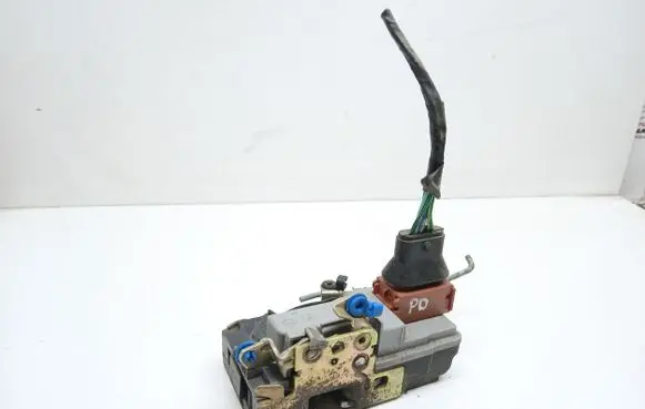 Peugeot Partner Front door lock