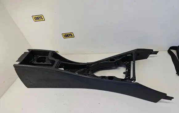 BMW 3 E90 E91 Armrest 7075357 58450713 E116233121