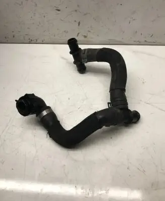 Audi A6 S6 C6 4F Engine coolant pipe/hose