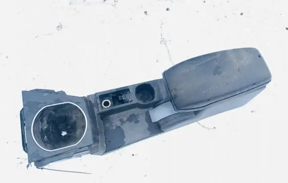Ford Mondeo Mk III Armrest 1s7xf04788af