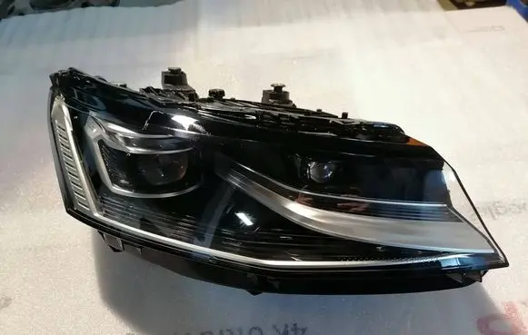 Volkswagen Transporter - Caravelle T7 Headlight/headlamp 7T1941082A 12035100000