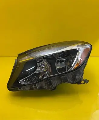 Mercedes-Benz GLA W156 Headlight/headlamp A1569061500